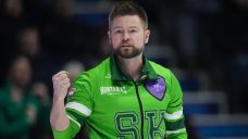 &#8216;He can&#8217;t miss&#8217;: McEwen shines at Brier as Saskatchewan chase playoffs