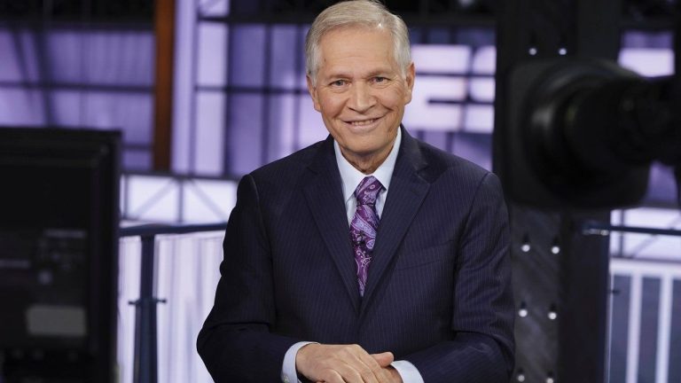 In a photo supplied by ESPN, Chris Mortensen appears on the set of Sunday NFL Countdown at ESPN's studios in Bristol, Conn., on Sept. 22, 2019. Mortensen, the award-winning journalist who covered the NFL for close to four decades, including 32 as a senior analyst at ESPN, died Sunday, March 3, 2024. (ESPN via AP)