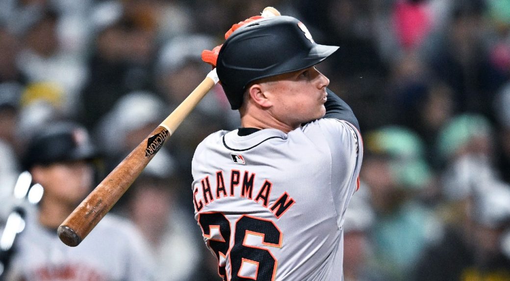 Chapman homers twice as Giants rout Padres