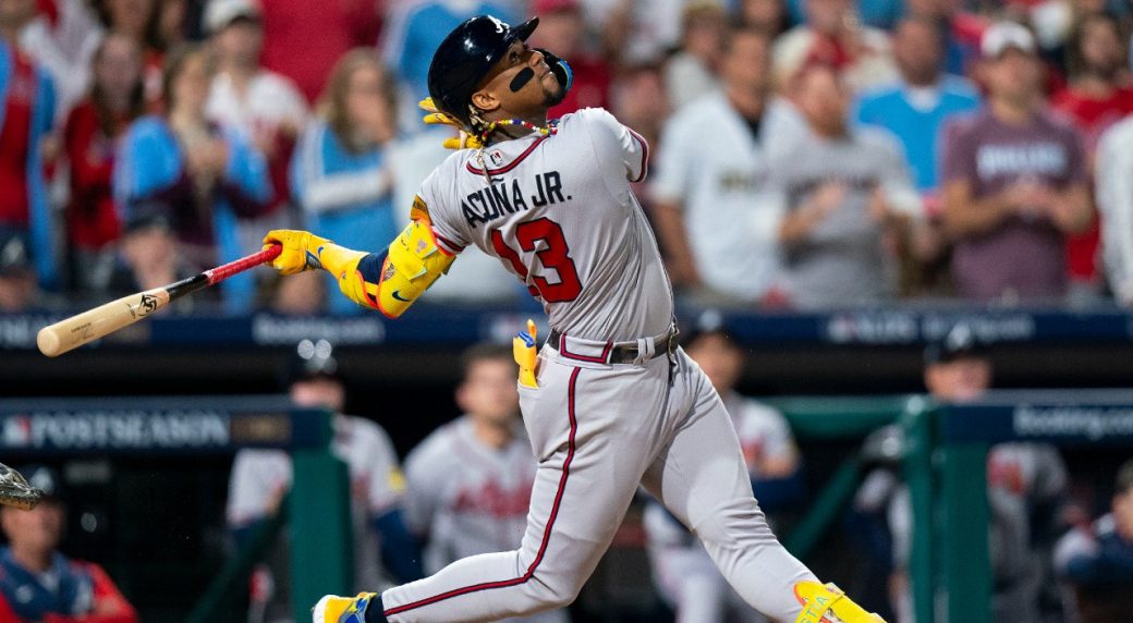 Braves star Ronald Acuña Jr. is dealing with some right knee irritation –  KXAN Austin