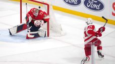 Barkov scores twice, Reinhart seals it in shootout to give Panthers win over Red Wings