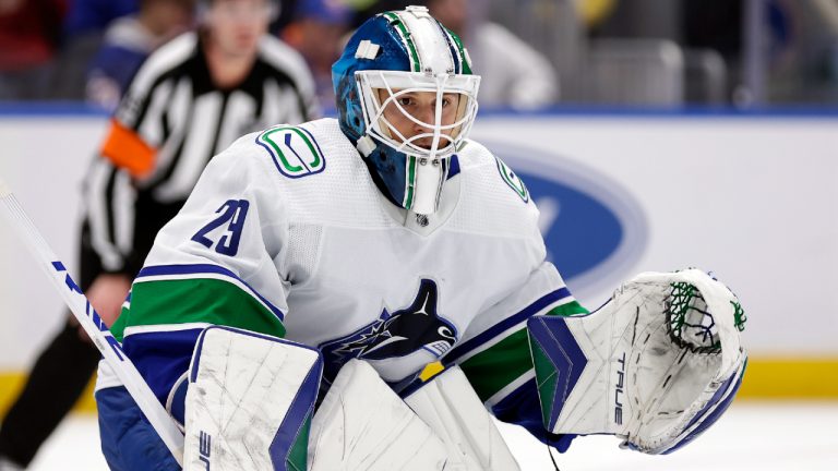 Vancouver Canucks goaltender Casey DeSmith (29) in action against the New York Islanders in the second period of an NHL hockey game Tuesday, Jan. 9, 2024, in Elmont, N.Y. (Adam Hunger/AP)