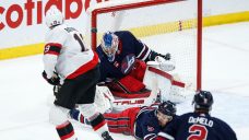 Senators win fifth straight by beating Jets