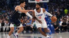 Clippers hang on to beat Mavericks after blowing 31-point lead, even series 2-2