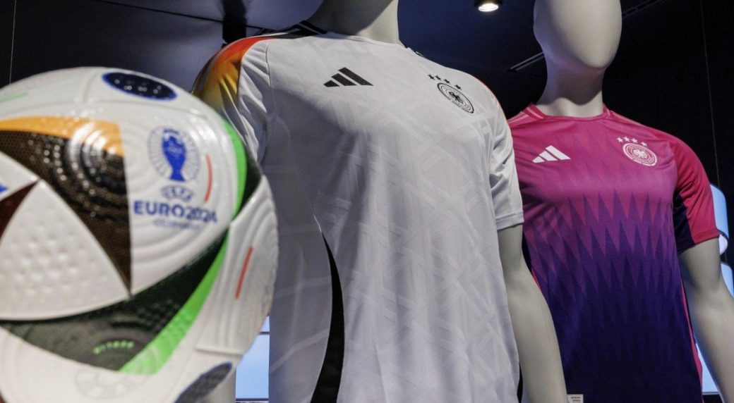 Germany withdraws soccer jerseys with number 44 due to Nazi symbolism