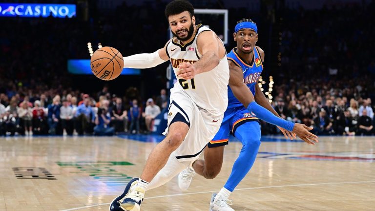 Jamal Murray and Shai Gilgeous-Alexander are both good with the clutch. (Getty)