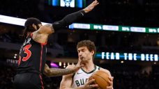 Raptors upset Bucks, snap 15-game losing streak