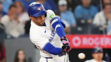 Blue Jays bats show signs of life vs. Mariners&#8217; two aces