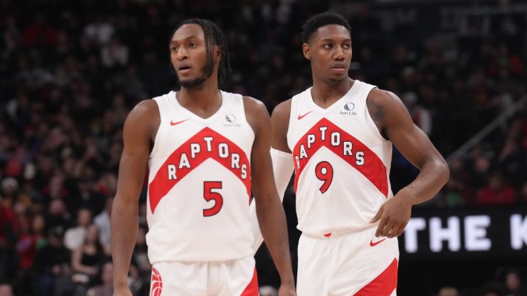 Toronto Raptors pair Immanuel Quickley (5) and RJ Barrett. (Chris Young/CP)