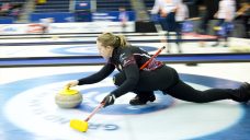 Homan stays undefeated with wild win over Fujisawa at Players&#8217; Championship