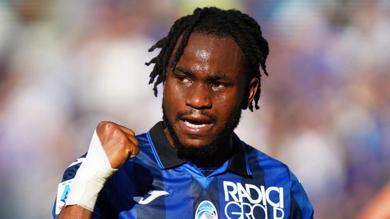 Atalanta's Ademola Lookman celebrates after scoring during the Serie A soccer match between Atalanta and Torino at the Gewiss Stadium, Italy, Sunday May 26, 2024. (Spada/LaPresse via AP)