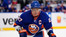 Islanders captain Anders Lee wins King Clancy Memorial Trophy