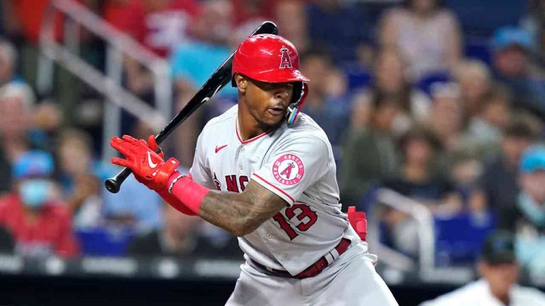 Ex-major league outfielder Monte Harrison plans to walk on with 