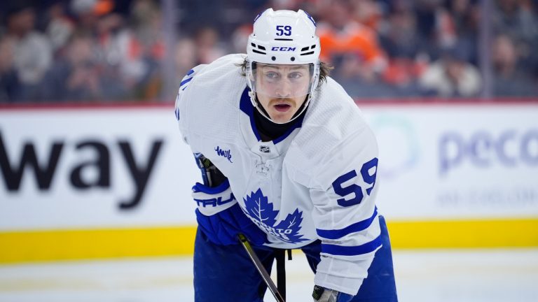 Former Toronto Maple Leafs player Tyler Bertuzzi is gearing up to contribute for the Chicago Blackhawks this season. (Matt Slocum/AP) 