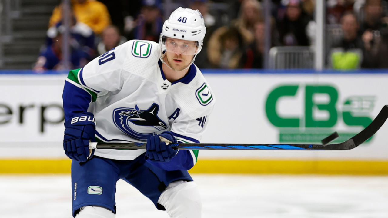 Canucks Notebook: Sputtering start has Pettersson’s full attention