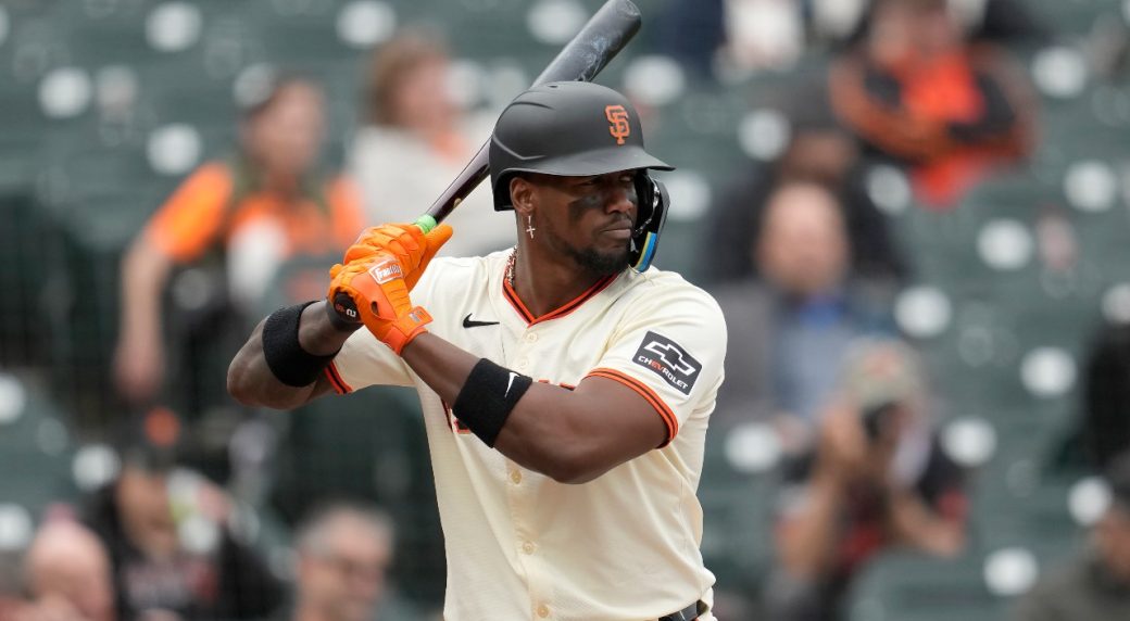 Giants place outfielder Jorge Soler on the 10-day injured list