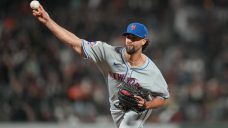 Jorge Lopez apologizes after wild rant, Mets cut him