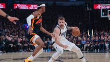 Doncic posts 30-point triple-double as Mavericks top Thunder to take 3-2 series lead