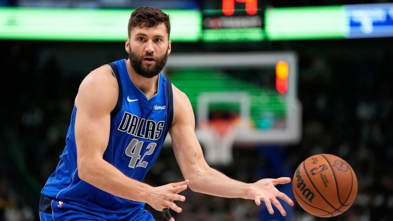 Dallas Mavericks forward Maxi Kleber hands the ball off during an NBA basketball game against the Indiana Pacers in Dallas, Tuesday, March 5, 2024. (Tony Gutierrez/AP Photo)