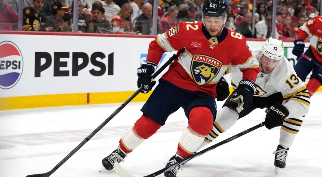 Aleksander Barkov scores twice, Panthers rout Bruins to tie series