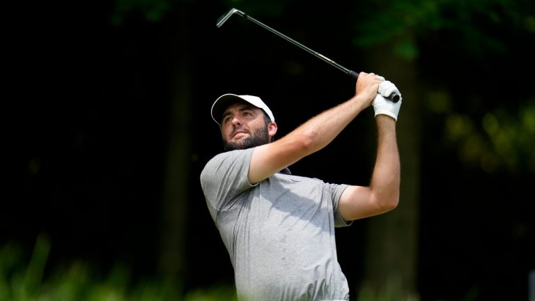 Scottie Scheffler watches his tee shot on the third hole during the third round of the PGA Championship golf tournament at the Valhalla Golf Club, Saturday, May 18, 2024, in Louisville, Ky. (AP Photo/Jeff Roberson)