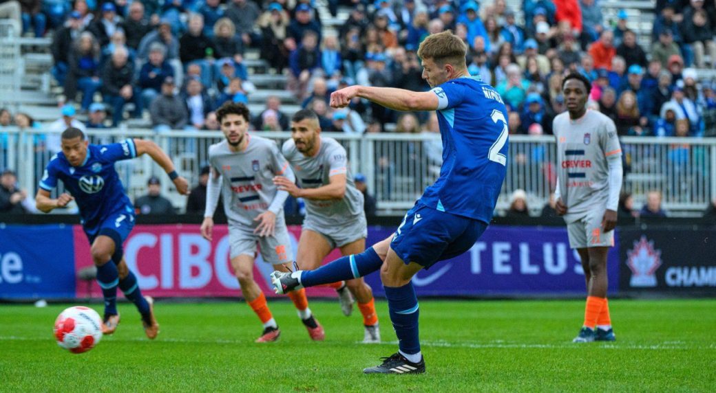 Quebec semi-pro side CS Saint-Laurent upsets Halifax in Canadian Championship play