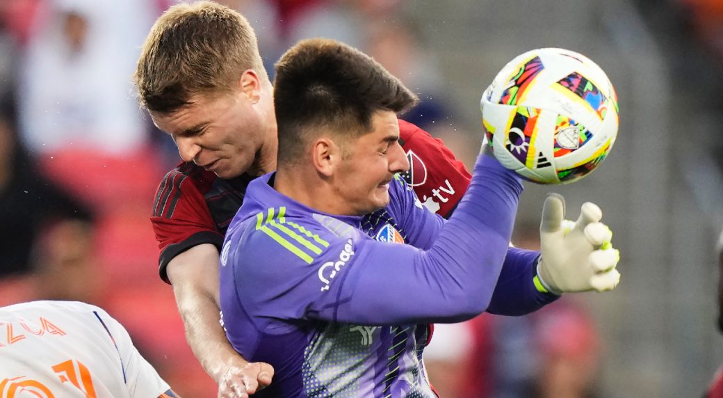 Stoppage-time goal lifts high-flying FC Cincinnati past Toronto FC in wild game