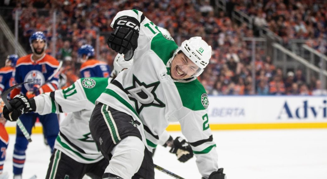 Stars’ Robertson regains scoring touch in comeback win over Oilers