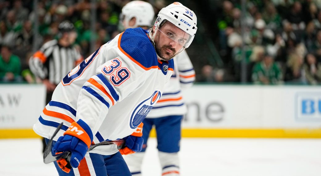Oilers' Carrick slots into lineup for must-win Game 6 vs. Canucks