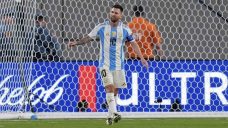 Lionel Messi to rest for Argentina&#8217;s final Copa America group match against Peru with leg injury