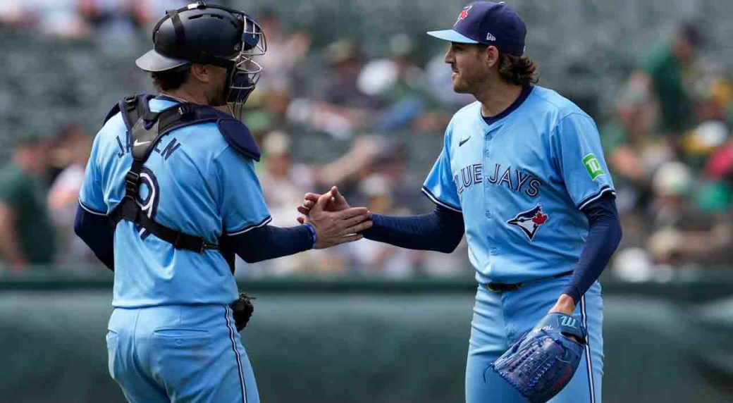 Gausman deals complete-game shutout as Blue Jays end first-inning woes in blowout win