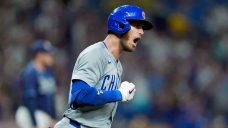 Cody Bellinger drives in four runs in the Cubs&#8217; win over the Phillies