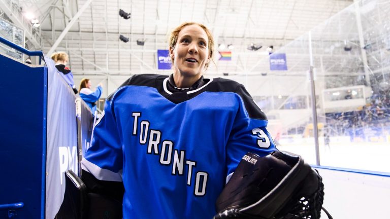 Toronto goaltender Erica Howe leaves the ice after warm-up before a game against Boston, Jan. 17, 2023. (The Canadian Press/Christopher Katsarov)