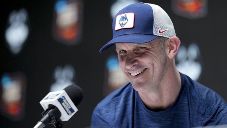 UConn head coach Dan Hurley speaks to the media during a news conference ahead of a Final Four college basketball game in the NCAA Tournament, Thursday, April 4, 2024, in Glendale, Ariz. (David J. Phillip/AP Photo)
