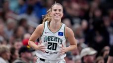 Report: Liberty&#8217;s Ionescu played through hand injury in WNBA Finals