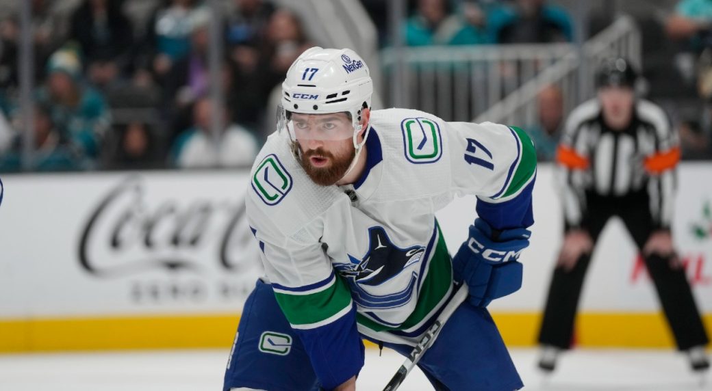 Canucks re-sign Filip Hronek to eight-year, M contract