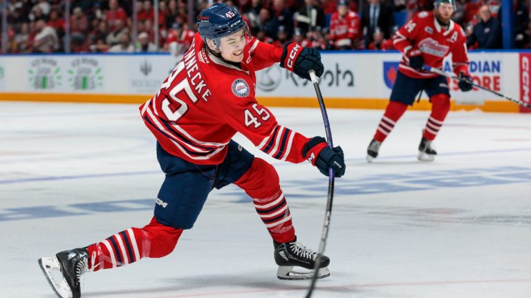 Beckett Sennecke #45 of the Oshawa Generals (Kalvin Taylor/Goodall Media)