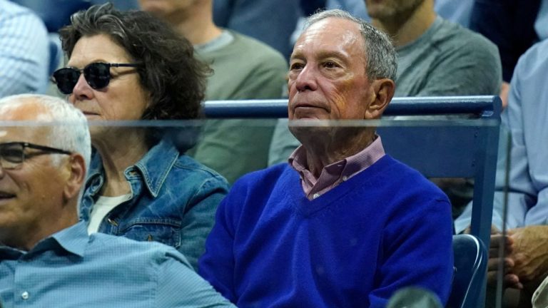 Michael Bloomberg watches a match between Iga Swiatek, of Poland, and Jessica Pegula, of the United States, during the quarterfinals of the U.S. Open tennis championships, Wednesday, Sept. 7, 2022, in New York. (Julia Nikhinson/AP Photo)