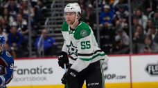 Stars sign Thomas Harley to two-year contract