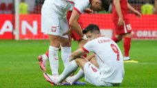 Poland strikers Lewandowski and Swiderski injured in last Euros warmup