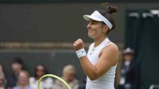 Bianca Andreescu through to third round at Wimbledon with win over Linda Novoska