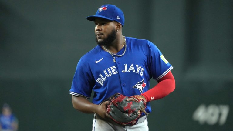 Toronto Blue Jays first base Vladimir Guerrero Jr. (27) against the Arizona Diamondbacks in the first inning during a baseball game. (Rick Scuteri/AP)