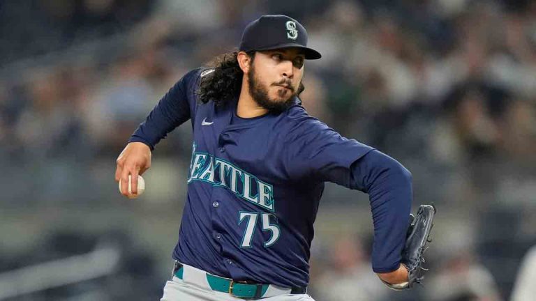 Seattle Mariners' Andrés Muñoz (75) pitches during the ninth inning of a baseball game against the New York Yankees, Tuesday, May 21, 2024, in New York. The Mariners won 6-3.(Frank Franklin II/AP)