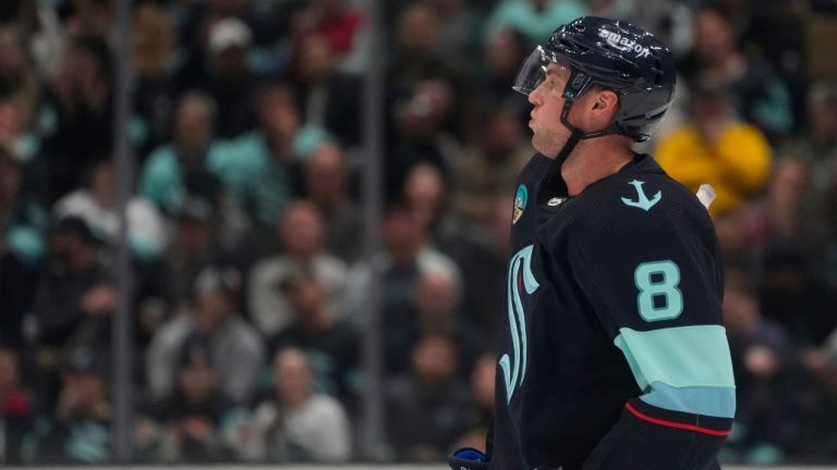 Seattle Kraken defenceman Brian Dumoulin looks up during the second period of an NHL hockey game against the Buffalo Sabres Monday, March 18, 2024, in Seattle. (Lindsey Wasson/AP Photo)