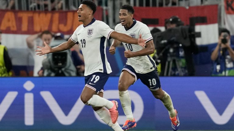 England's Ollie Watkins celebrates after scoring his side's 2nd goal against Netherlands during a semifinal at the Euro 2024 soccer tournament in Dortmund, Germany, Wednesday, July 10, 2024. (Thanassis Stavrakis/AP)