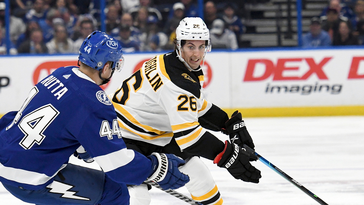 Bruins extend Marc McLaughlin with one-year deal