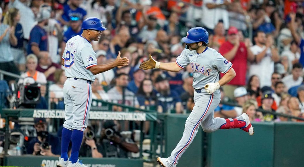 Josh Smith hits a pair of homers to lead Rangers to series win over Astros