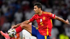 Spain&#8217;s Rodri subbed out of Euro Final with injury