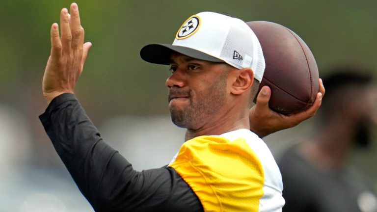 Pittsburgh Steelers quarterback Russell Wilson throws a pass during the NFL football team's training camp in Latrobe, Pa., Thursday, July 25, 2024. (AP Photo/Gene J. Puskar)