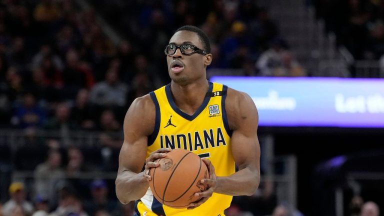 Indiana Pacers forward Jalen Smith during an NBA basketball game against the Golden State Warriors in San Francisco, Friday, March 22, 2024. (Jeff Chiu/AP Photo)